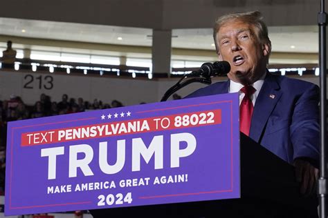 Trump due to face judge over charges he tried to overturn 2020 election